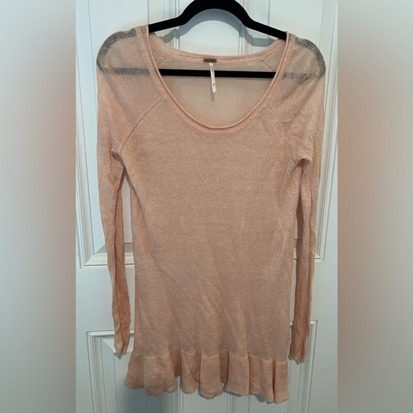 Free People Anthropologie Baby Pink 100% Linen Oversized Tunic Sweater Sz XS - Picture 2 of 12